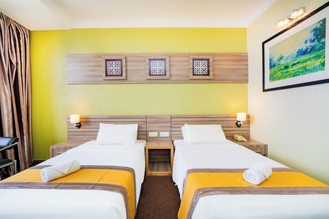 HIG 호텔 & 컨벤션