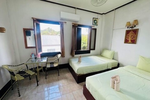 Bounchaleurn Guest House