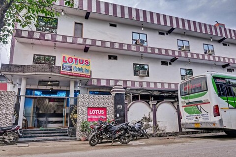 Hotel O Lotus Inn