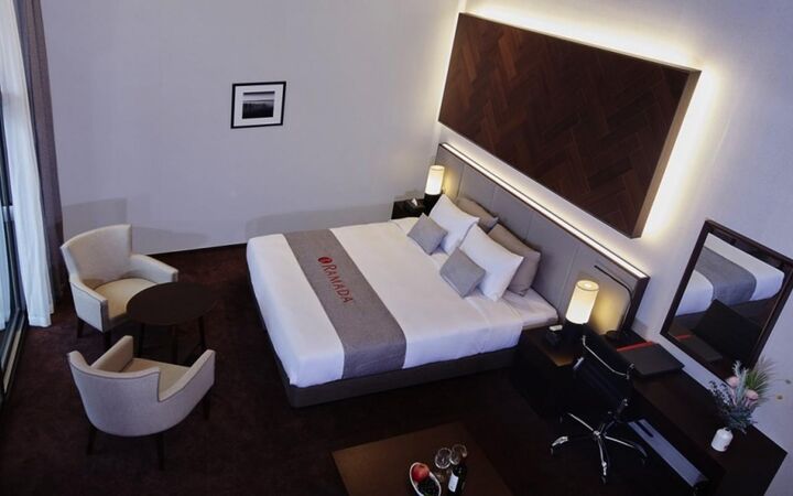 room detail thumbnail 0