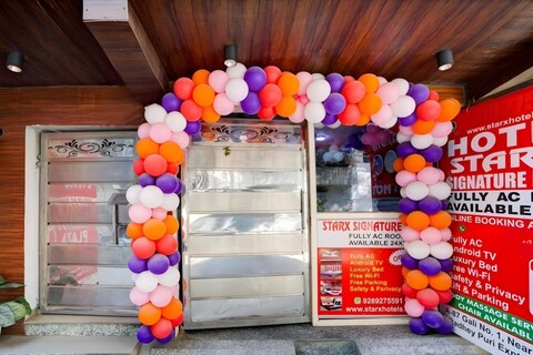 Starx Signature Plaza Near Karkardooma Metro Station