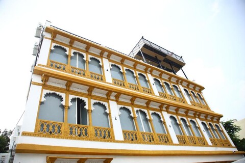 Hotel L S Restaurant And Spa