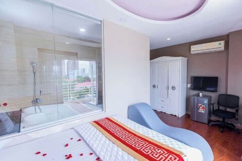 Phú Gia 464 Nguyen Van Linh