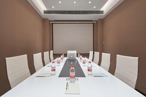 Jiazhou Shishang apartment (Guangzhou Airport North Gate)