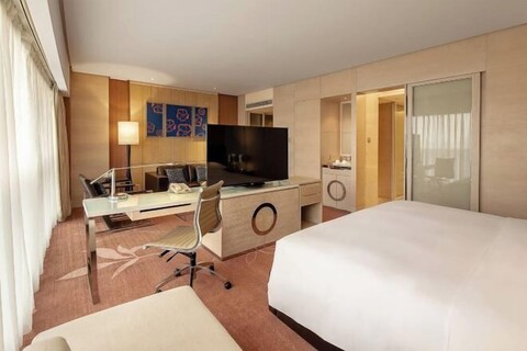 Renaissance Chengdu Hotel