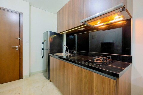 Relaxing 1BR Apartment at L Avenue Pancoran