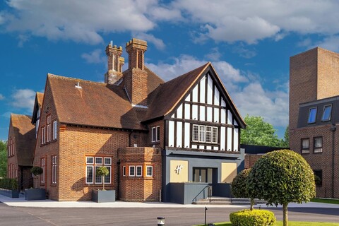 홀리데이 인 런던-벡슬리 바이 IHG