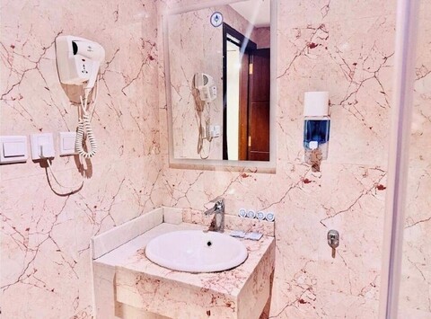 수다이르 카람 호텔