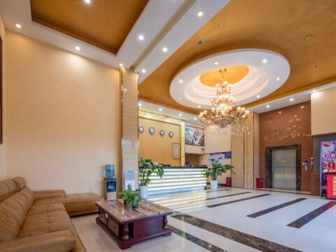 Xinxing Hotel (Guangzhou Aoyuan Conway Plaza)