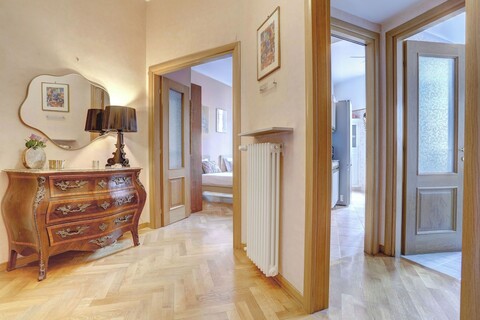 바티칸 | 페인팅 하우스 | 홈 앤드 모어