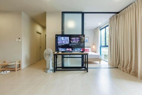 Beach Front Condo, Baan Thew Talay Blue Sapphire