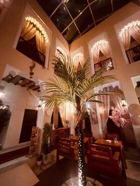 Ahmadia Heritage Hiba Guest House - Built in 1916 - Al Ras Metro Station