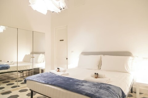 피아차 델 포폴로의 시크한 아파트먼트