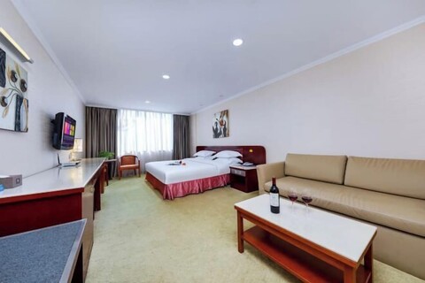 L Hotel Zhuhai Gongbei Port Qinglv Road
