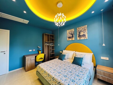 유어홈 - 루크레지아 스위트