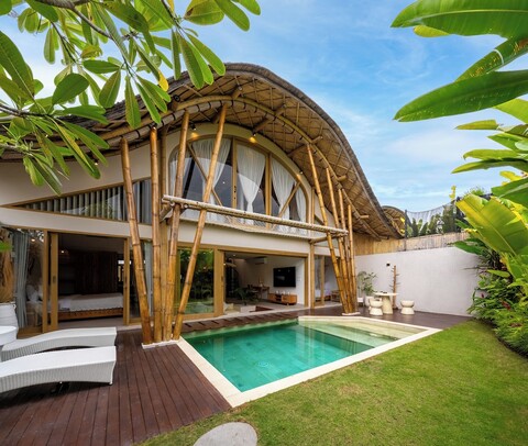 선셋 밤부 바이 퍼타마 매니지먼트