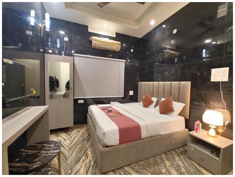 Goroomgo The Banaras Inn Varanasi