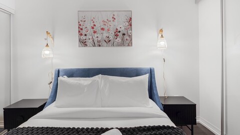 던다스 디스트릭트 스위트