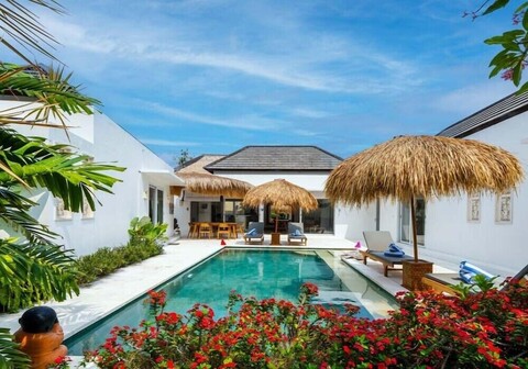 퍼타마 매니지먼트 바이 빌라 아낙