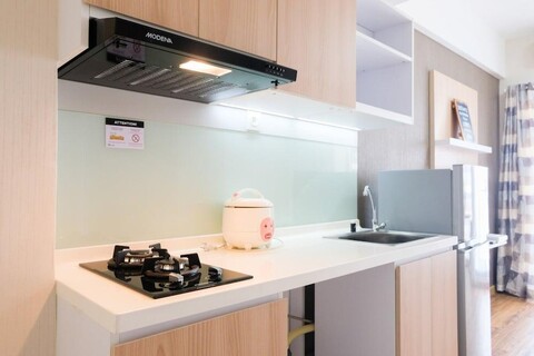 Comfy Studio Apartment with Extra Bed at M-Town Residence