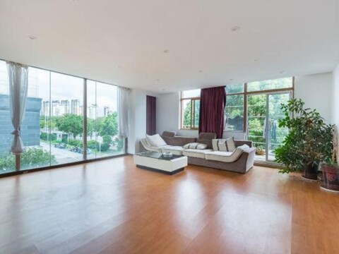 Bishuo Holiday Hotel (Hehai University Fucheng West Road Subway Station Branch)