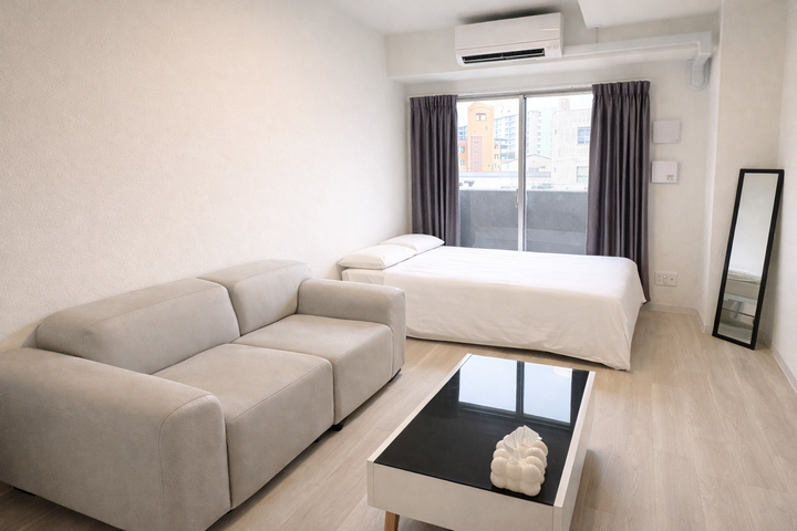 room detail thumbnail 0