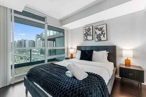 현대적인 워터프런트 스테이