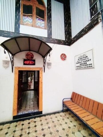 Goziyon Hotel & Hostel