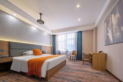 Xiangli Hotel (Shawan Park Subway Station, Changsha High Speed Railway South Station)