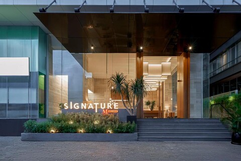 시그니처 바이 M 빌리지 레 탄 톤