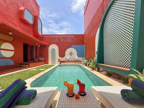 카나 카사 창구 바이 나기사 발리