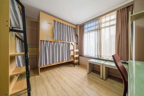 Rest Hotel (Hangzhou Xiaoshan Renmin Road Subway Station)