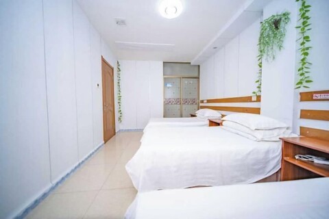 Tianchihu Fashion Hotel