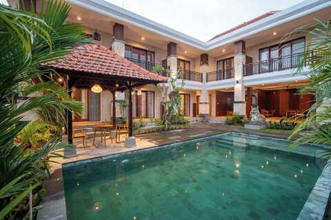 요가 스리 우붓 호텔 & 스파