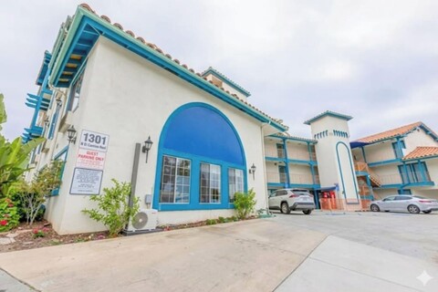 호텔 아베니다, 산 클레멘테 비치