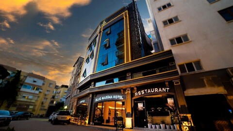 블루 마리나 호텔