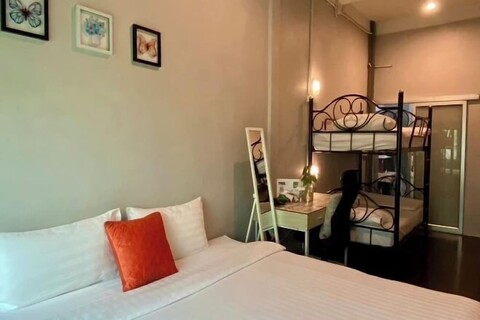 Hostel Lemon Siam Petchaburi Road