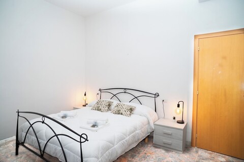 미니멀하고 실용적인, 바티칸 근처