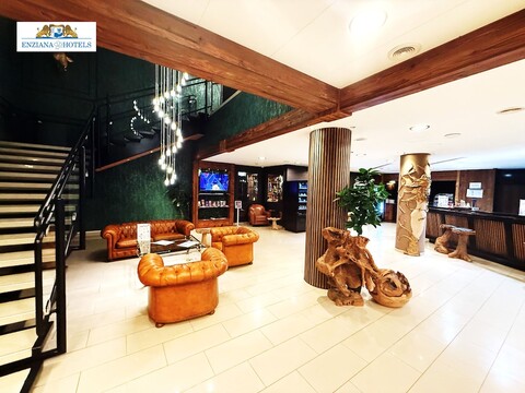 호텔 엔지아나 빈