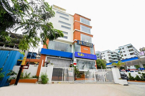 FabHotel Casa Grand Ecil