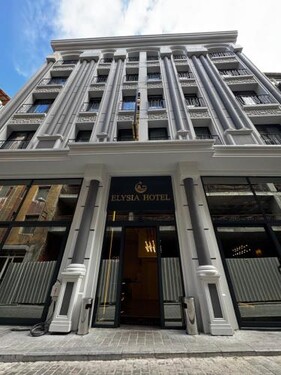 Elysia Plus Hotel