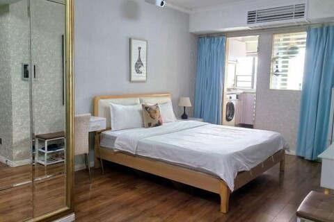 Shenzhen Life Home Apartment (Shenzhen Huaqiangbei Science Museum Subway Station)