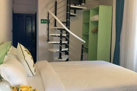 Vip Kingson Guest House