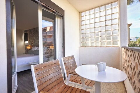 반 데르 발크 호텔 르 카탈로뉴 생트 아이굴프