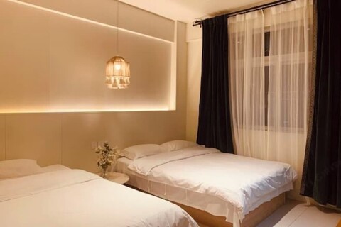 Xinxin Youth Hostel (Shenzhen Window of the World)