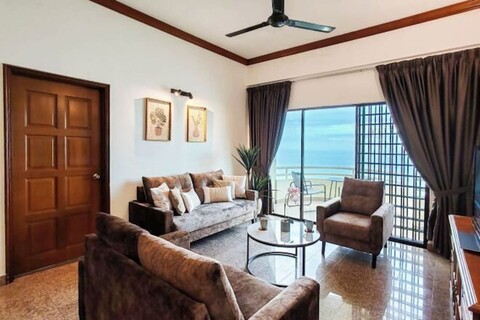 Seaview Condo@Regency Tanjung Tuan/10px/3BR