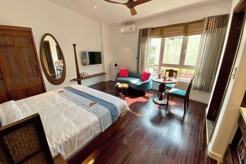 Maison Nha - Truc Bach Lake (Boutique Resident)