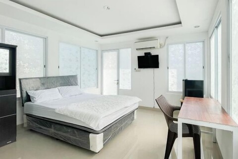 RedDoorz near Politeknik Pariwisata Nusa Dua Bali