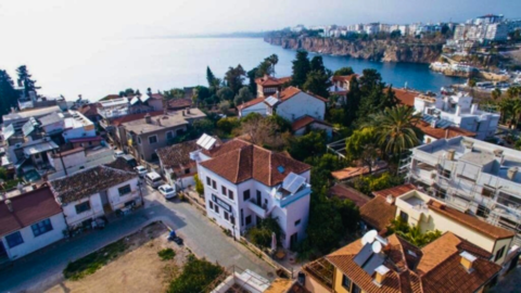 하드리아누스 호텔 칼레이치