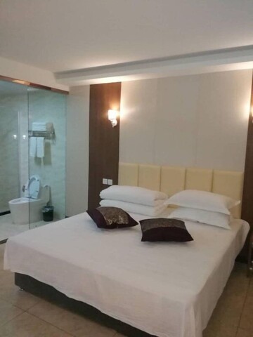 Wanglong Leisure Hotel (Songbei Harbin University of Commerce, Ice & Snow World)